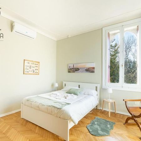 Vittoria Apartments: Viale Dante Vicenza Bagian luar foto