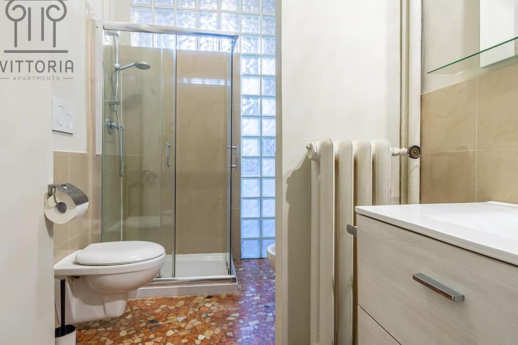 Vittoria Apartments: Viale Dante Vicenza Bagian luar foto